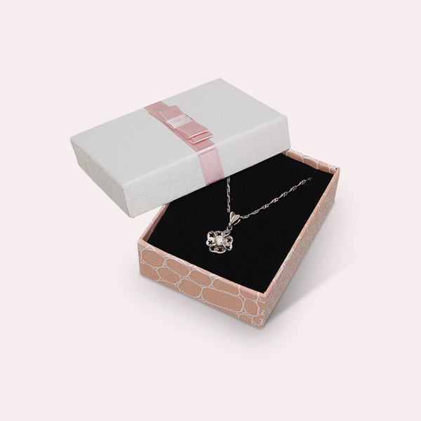 custom pendant boxes