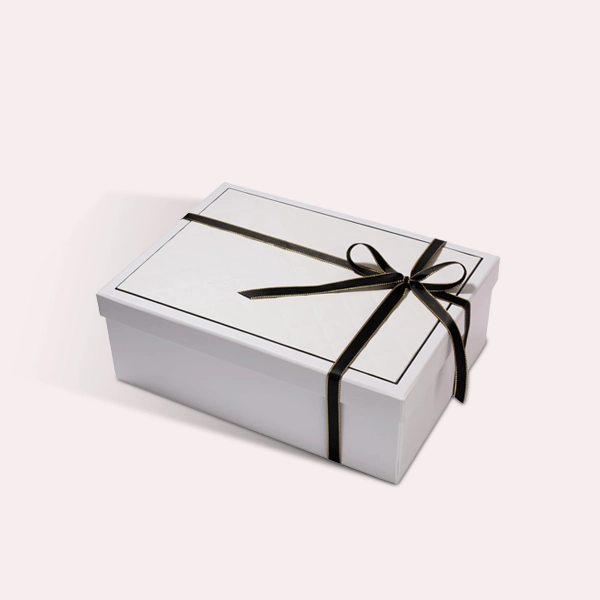 custom sturdy white gift boxes